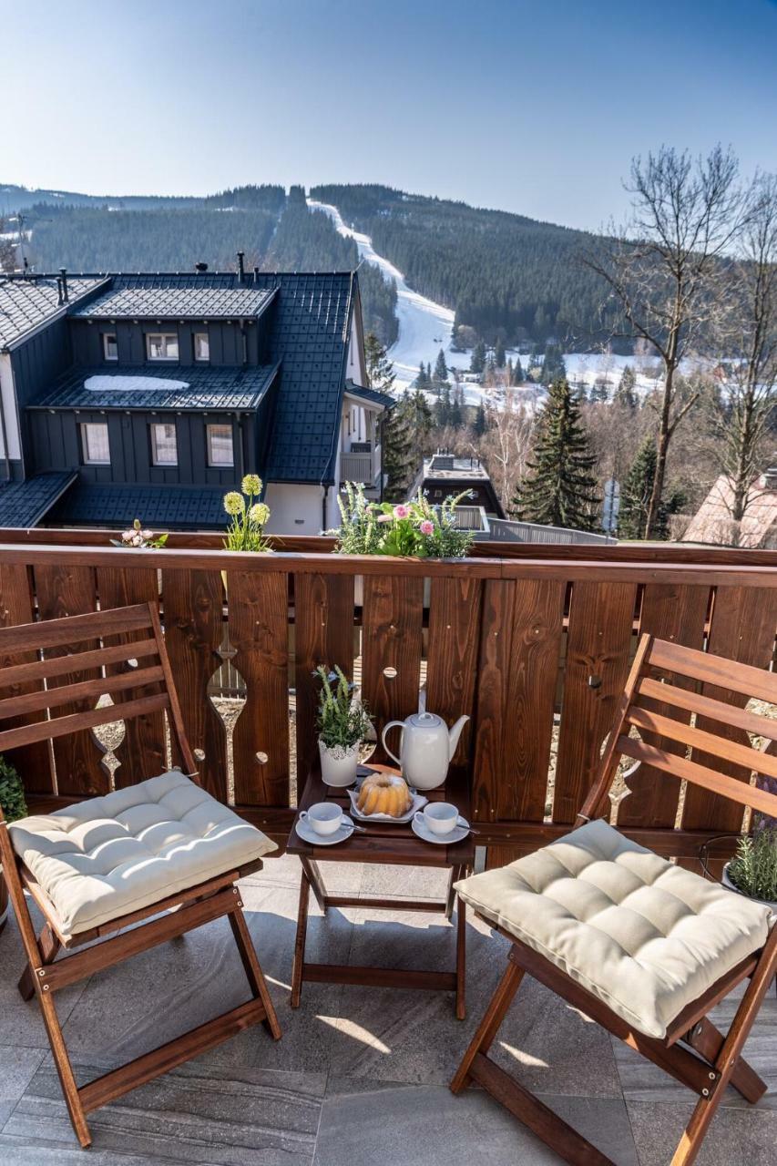 Pension George Spindleruv Mlyn Exterior photo